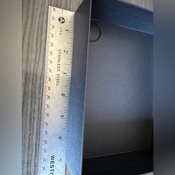 EUC Coach Empty Box & paper bag - Picture 4 of 6